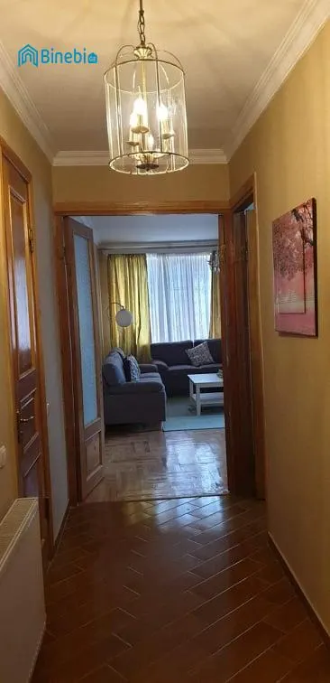 ქირავდება 3 ოთახიანი ბინა
