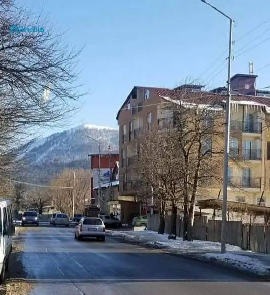ქირავდება დღიურად 1 ოთახიანი ბინა