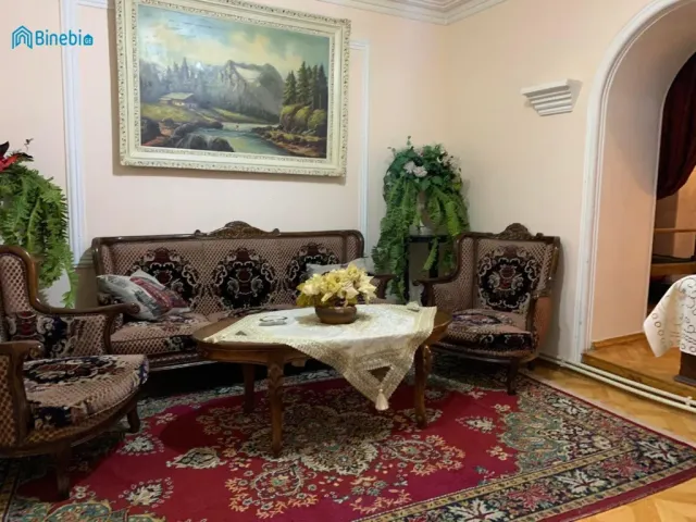 ქირავდება 3 ოთახიანი ბინა