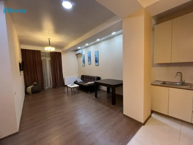 ქირავდება 3 ოთახიანი ბინა