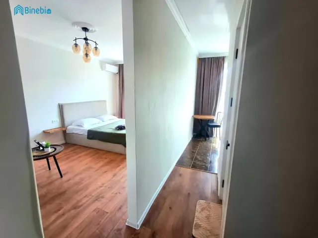 ქირავდება დღიურად 2 ოთახიანი ბინა