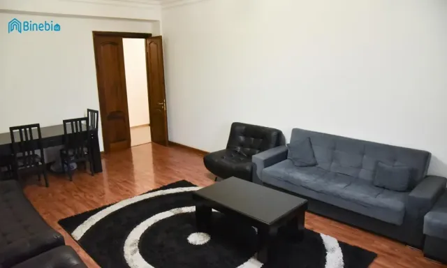 ქირავდება 2 ოთახიანი ბინა