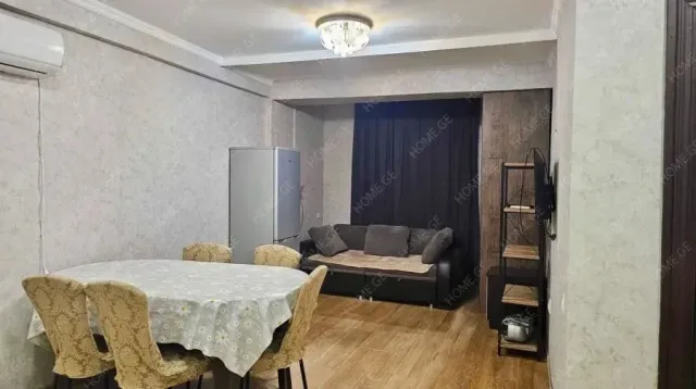 ქირავდება ბინა, 2 ოთახიანი, ძველი აშენებული, თბილისი, საბურთალო