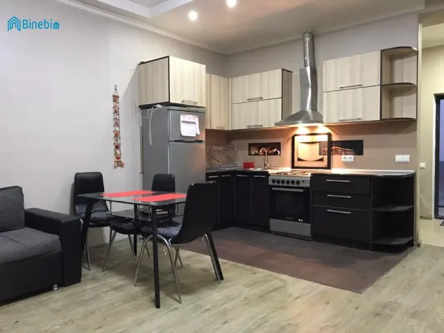 ქირავდება 3 ოთახიანი ბინა