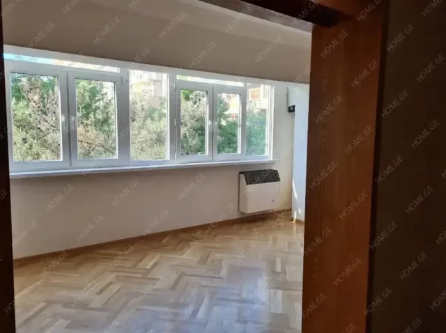 ქირავდება ბინა, 4 ოთახიანი, ძველი აშენებული, თბილისი, თბილისი