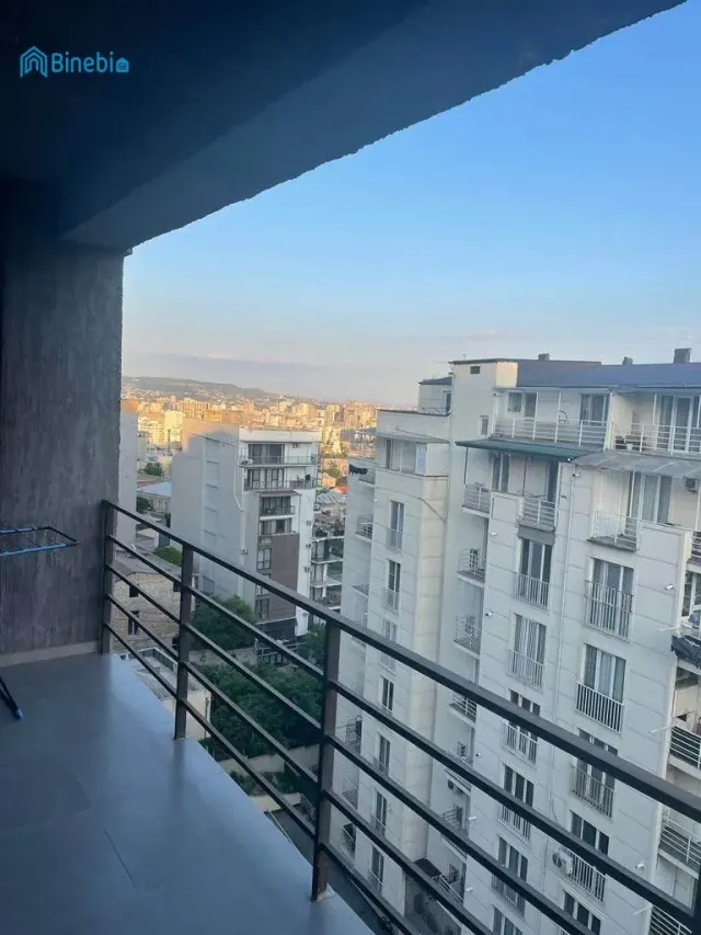 ქირავდება 3 ოთახიანი ბინა