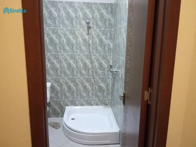 ქირავდება 2 ოთახიანი ბინა