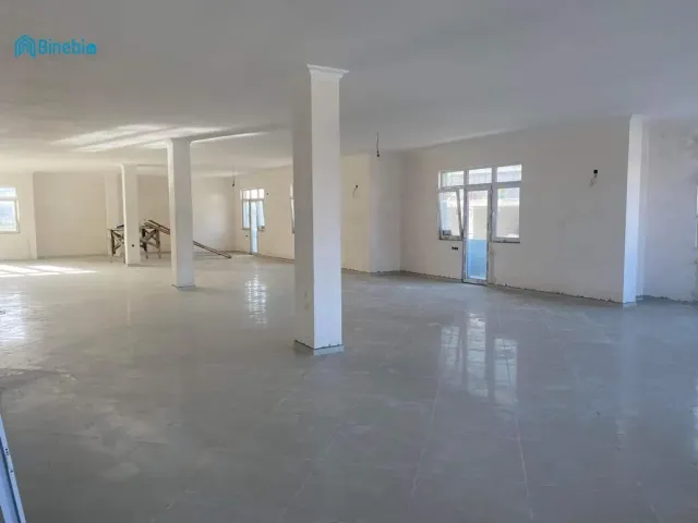 ქირავდება 300 მ² კომერციული ფართი