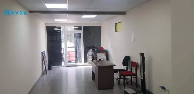 ქირავდება 45 მ² კომერციული ფართი