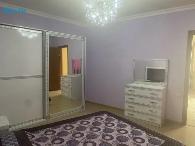 ქირავდება 4 ოთახიანი ბინა