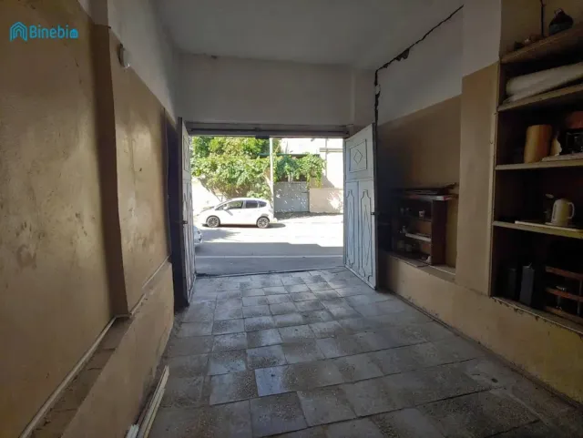 ქირავდება 28 მ² კომერციული ფართი