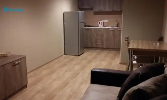 ქირავდება 2 ოთახიანი ბინა