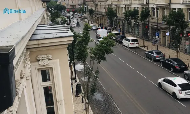 ქირავდება 60 მ² კომერციული ფართი