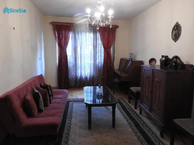 ქირავდება დღიურად 4 ოთახიანი ბინა