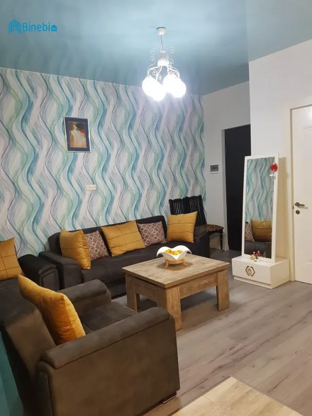 ქირავდება 3 ოთახიანი ბინა