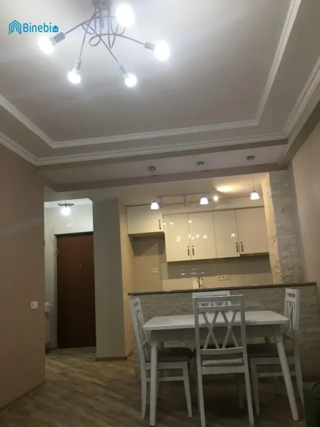 ქირავდება 2 ოთახიანი ბინა