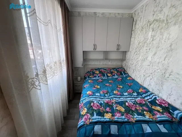 ქირავდება დღიურად 2 ოთახიანი ბინა