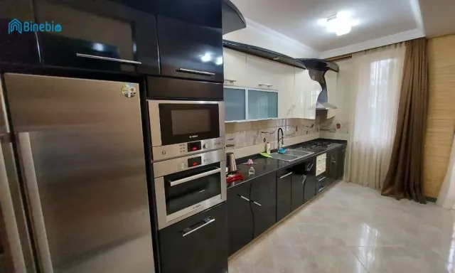 ქირავდება 3 ოთახიანი ბინა