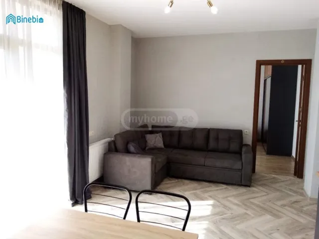 ქირავდება 2 ოთახიანი ბინა