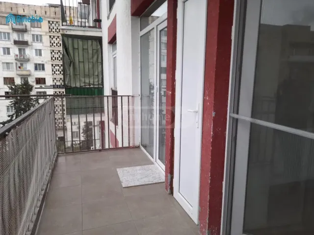 ქირავდება 3 ოთახიანი ბინა
