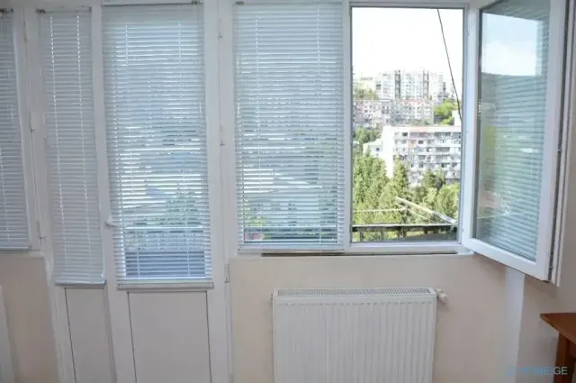ქირავდება ბინა, 2 ოთახიანი, ძველი აშენებული, თბილისი, ვაჟა ფშაველას კვარტლები