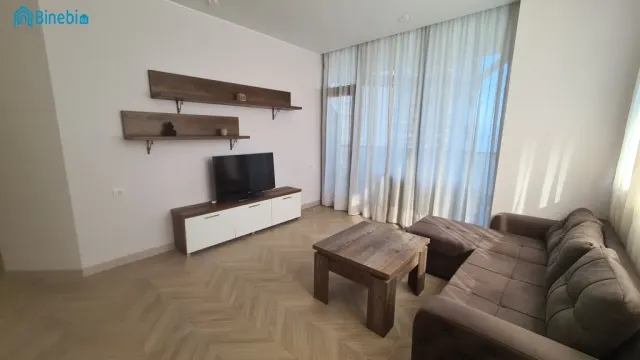 ქირავდება დღიურად 2 ოთახიანი ბინა