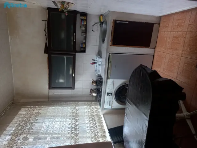 ქირავდება დღიურად 2 ოთახიანი ბინა