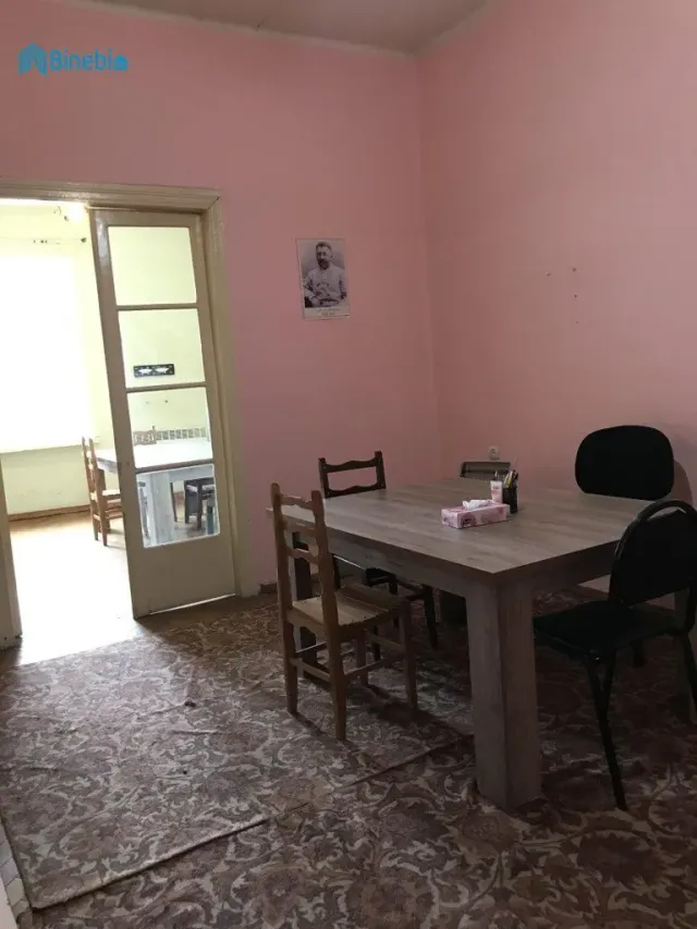 ქირავდება 4 ოთახიანი ბინა