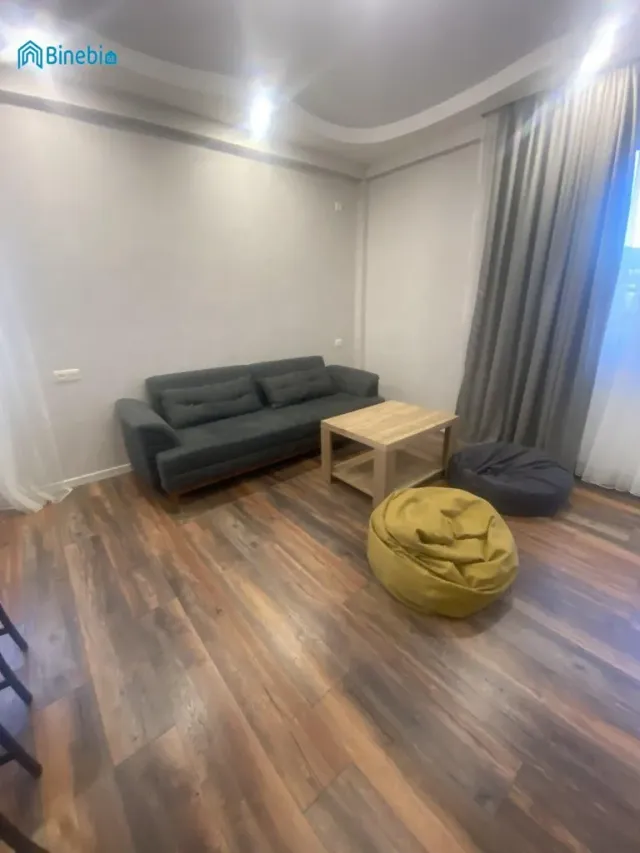ქირავდება 2 ოთახიანი ბინა