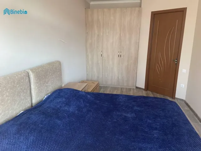 ქირავდება 2 ოთახიანი ბინა