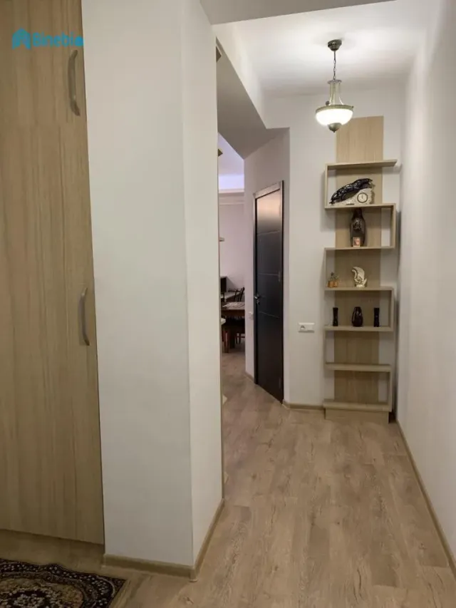 ქირავდება 3 ოთახიანი ბინა