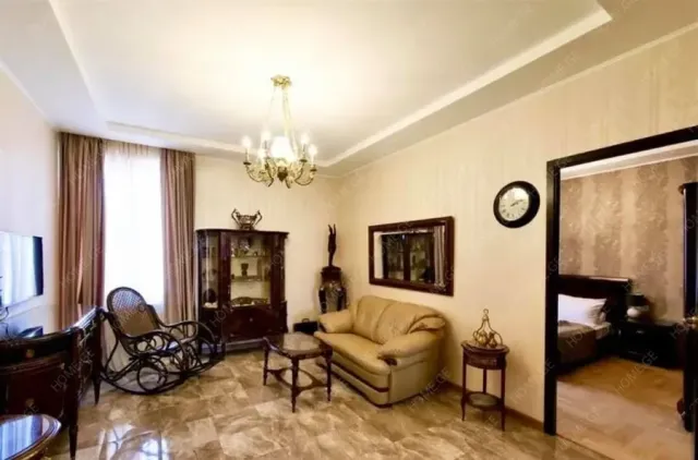 ქირავდება ბინა, 3 ოთახიანი, ძველი აშენებული, თბილისი, მთაწმინდა