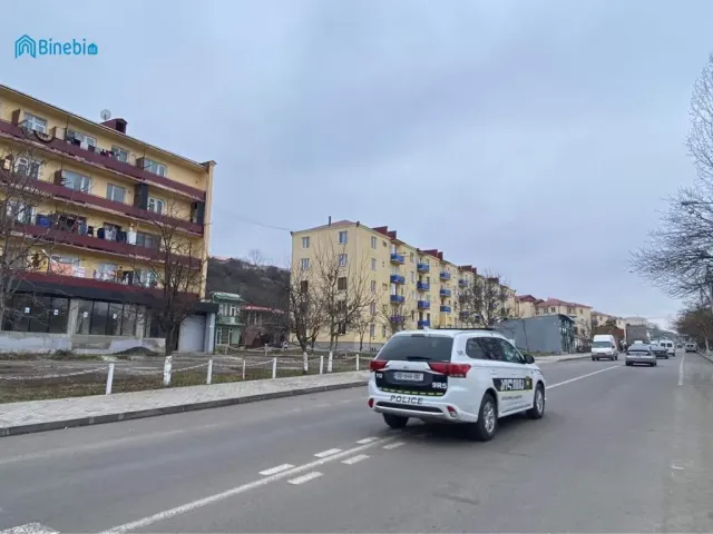 ქირავდება 400 მ² კომერციული ფართი