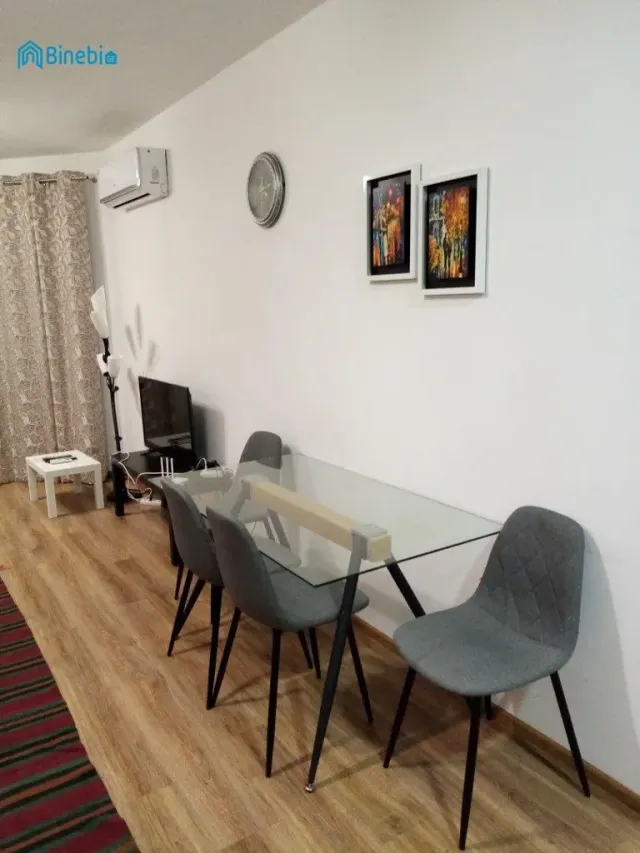 ქირავდება 3 ოთახიანი ბინა