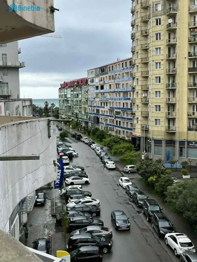 ქირავდება დღიურად 3 ოთახიანი ბინა