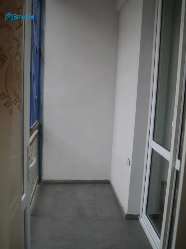ქირავდება 3 ოთახიანი ბინა