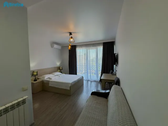 ქირავდება დღიურად 1 ოთახიანი ბინა