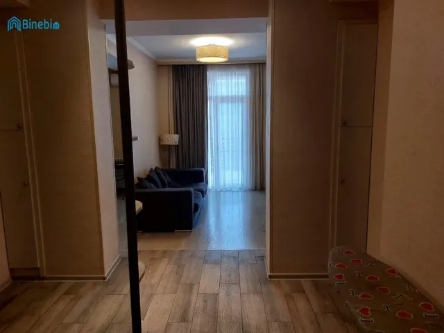 ქირავდება 3 ოთახიანი ბინა