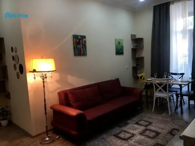 ქირავდება 3 ოთახიანი ბინა