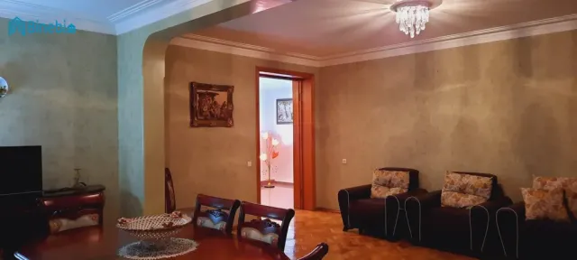 ქირავდება 3 ოთახიანი ბინა