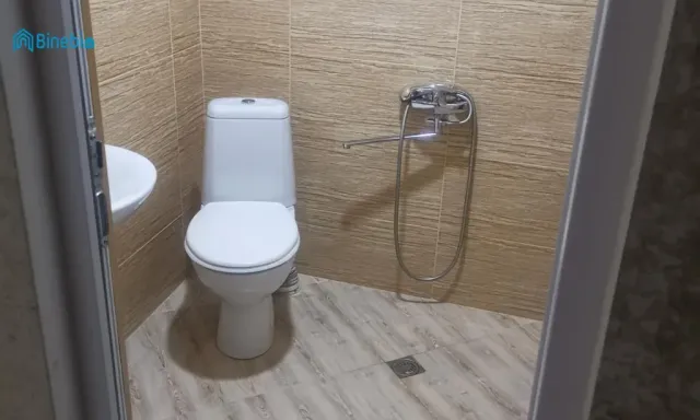 ქირავდება 3 ოთახიანი ბინა