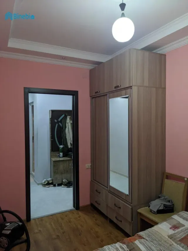 ქირავდება 3 ოთახიანი ბინა