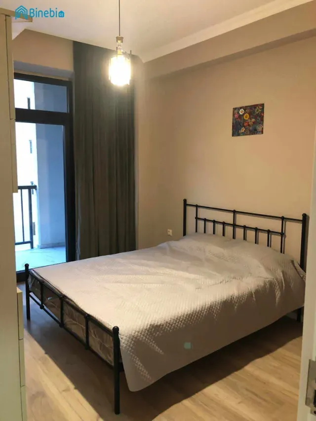 ქირავდება დღიურად 2 ოთახიანი ბინა