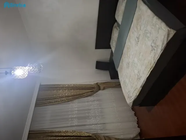 ქირავდება დღიურად 4 ოთახიანი ბინა