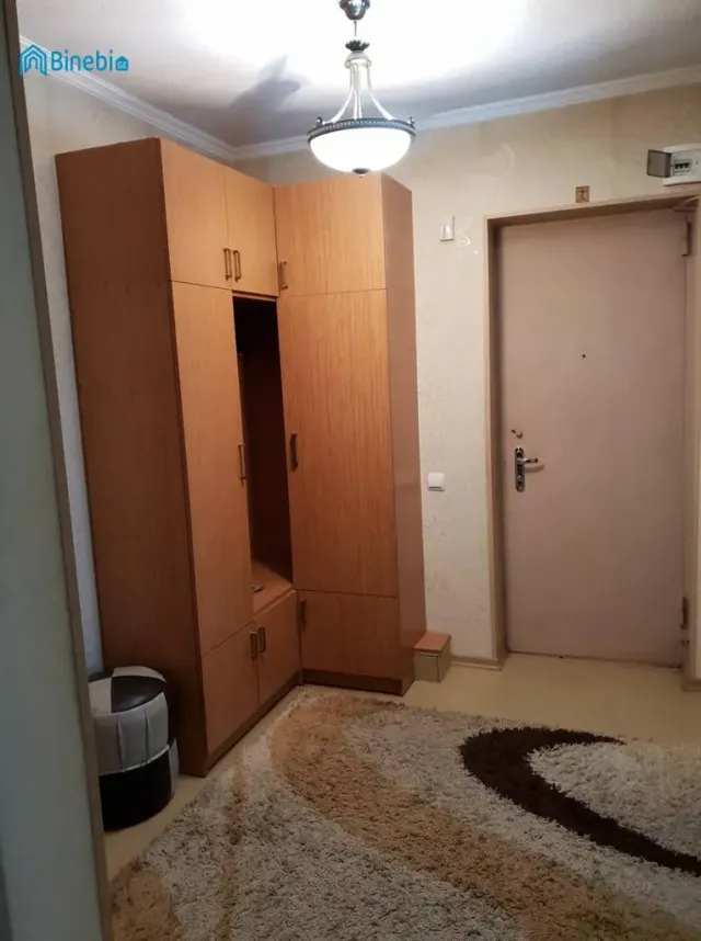 ქირავდება დღიურად 3 ოთახიანი ბინა