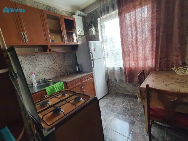 ქირავდება 3 ოთახიანი ბინა