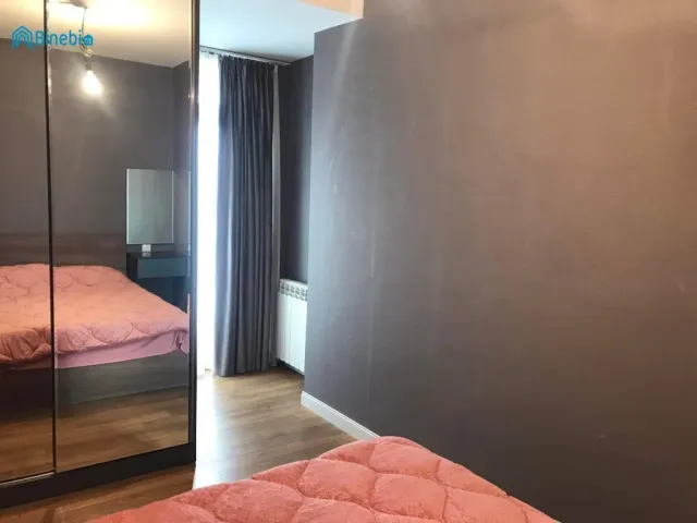 ქირავდება 3 ოთახიანი ბინა