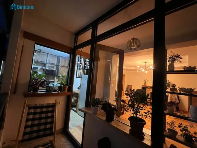 ქირავდება დღიურად 4 ოთახიანი ბინა