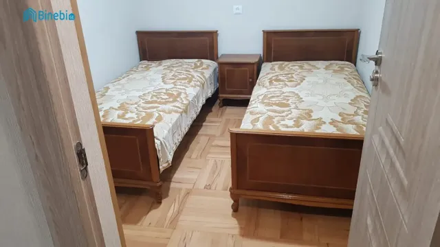 ქირავდება დღიურად 2 ოთახიანი ბინა