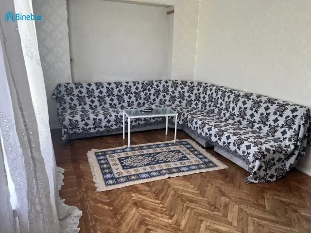 ქირავდება დღიურად 3 ოთახიანი ბინა